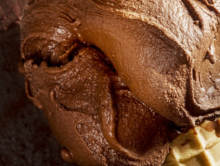 Domori-gelato-cioccolato-cono-zoom-720x544px