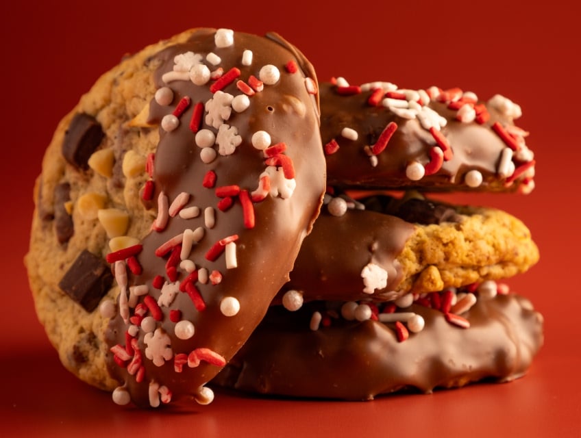 Graffiti Sprinkles cookies with white red sprinkles