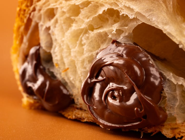 IRCA Since FM croissant with chocolate cream