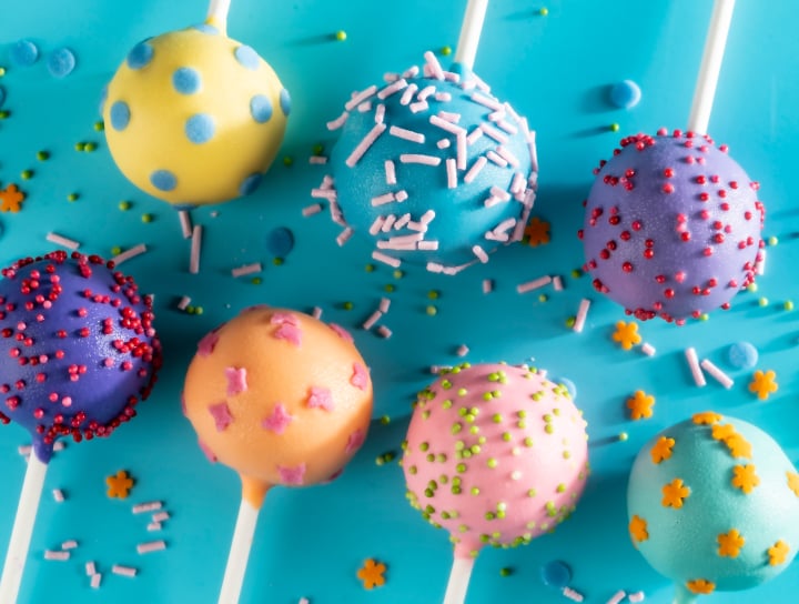 graffiti sprinkles colored cakepops with sprinkles