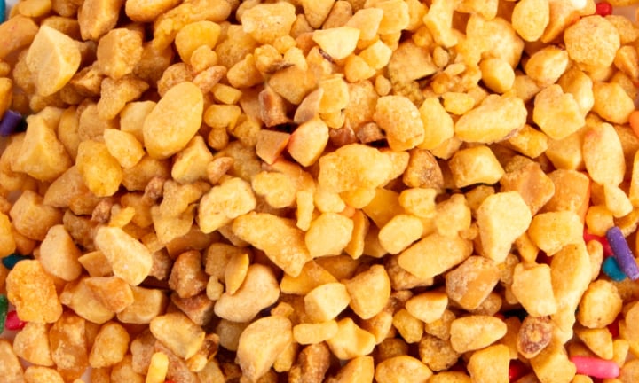 graffiti sprinkles peanuts brittle crunch