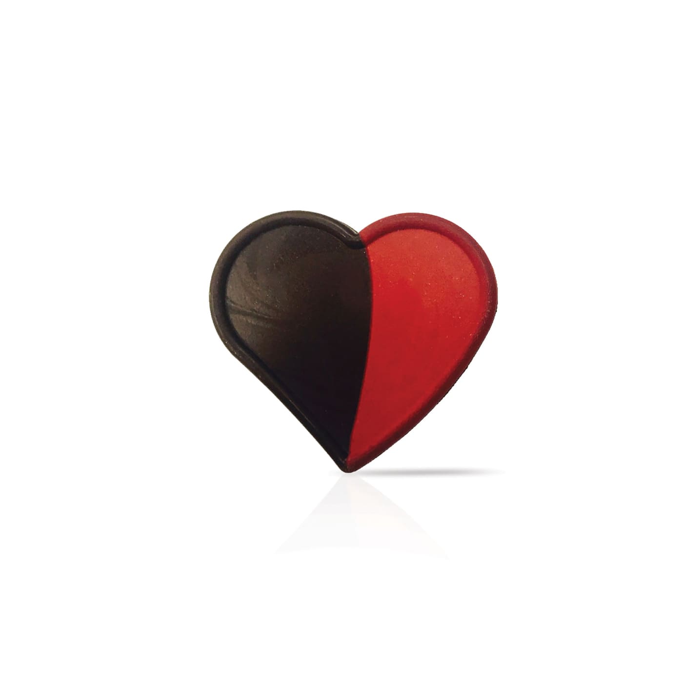 D25 Duo red heart dark