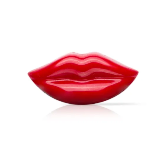 Hot lips