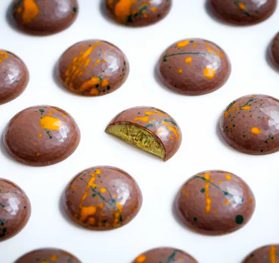 DUBAI CHOCOLATE BONBON